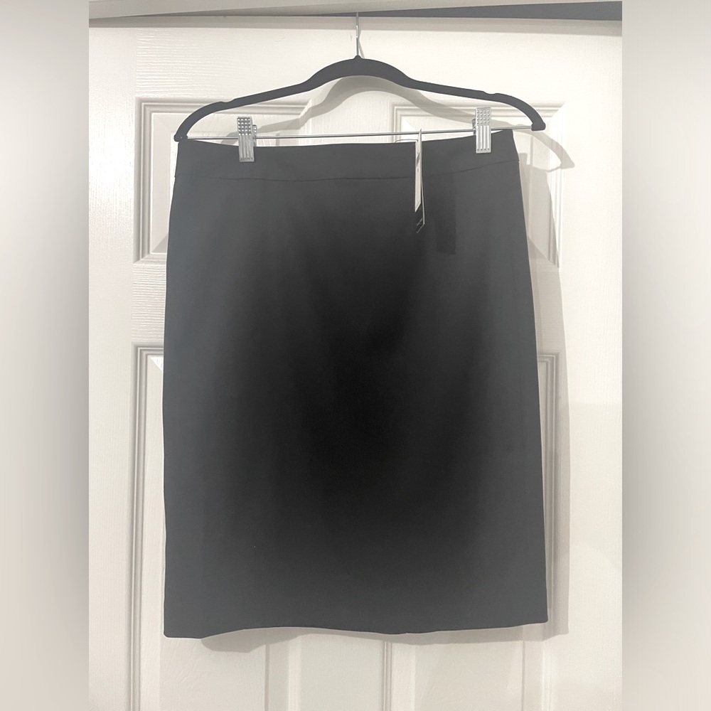 Banana Republic Factory knee length skirt